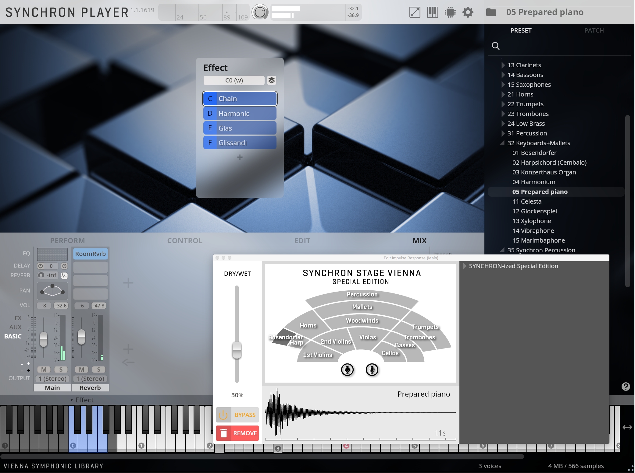 Synchron Player software interface with control panels for effects, performance, editing, and mixing, highlighting Chain effect and Prepared Piano preset.